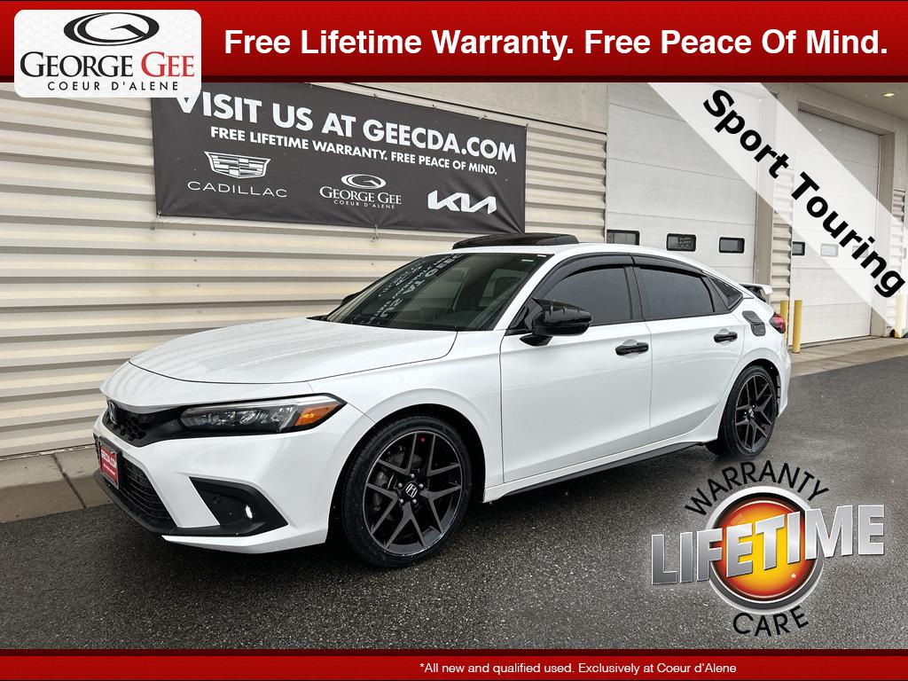 2022 Honda Civic Hatchback Sport Touring's photo