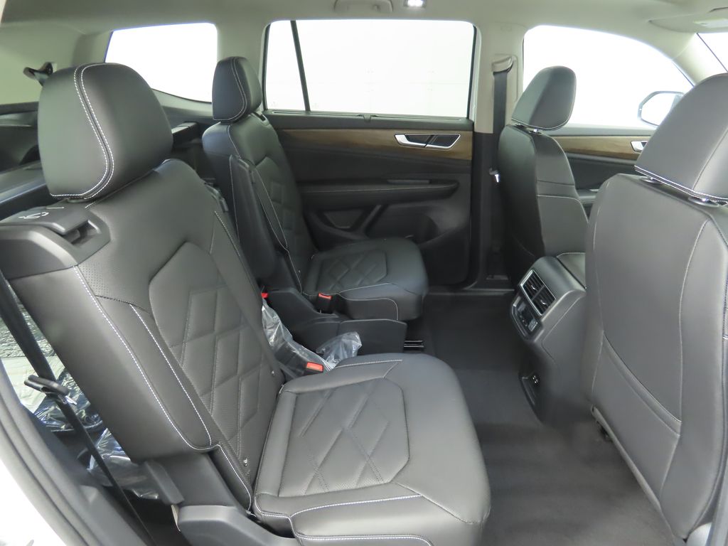 2026 Volkswagen Atlas SE Technology photo 21