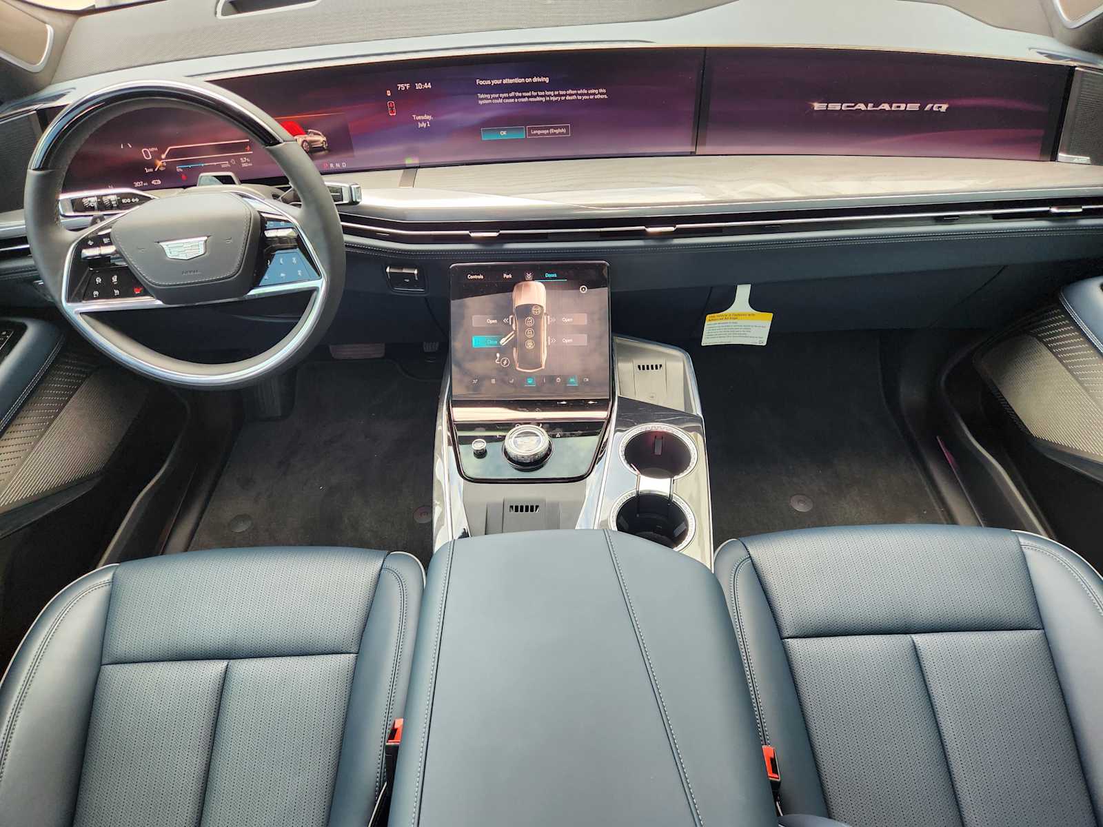 2025 Cadillac Escalade IQ Luxury photo 17