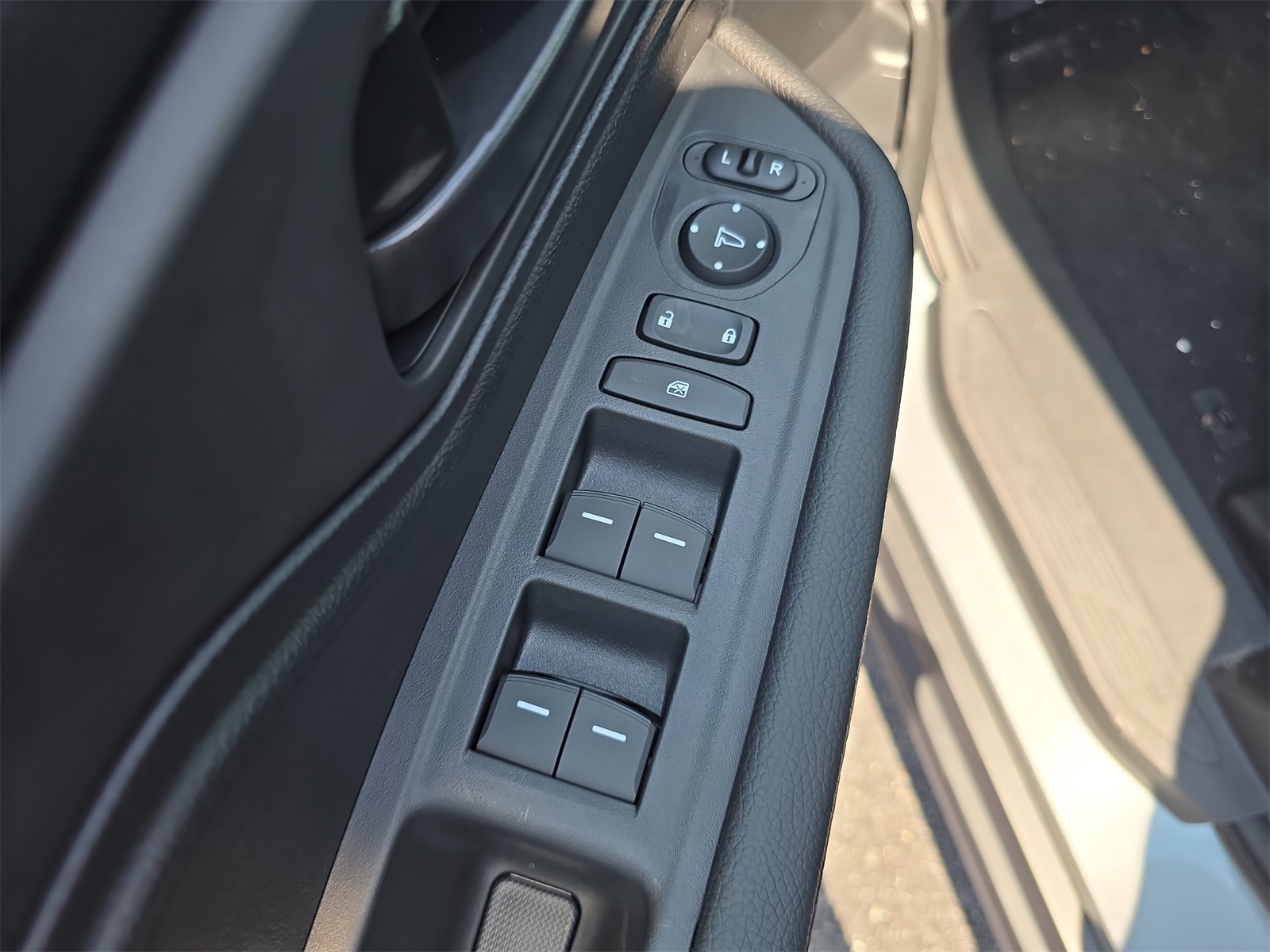 2026 Honda Odyssey EX-L photo 16