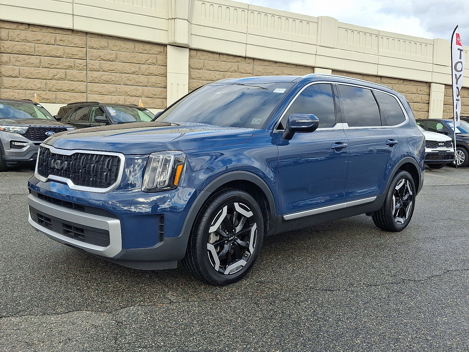 2023 Kia Telluride EX's photo