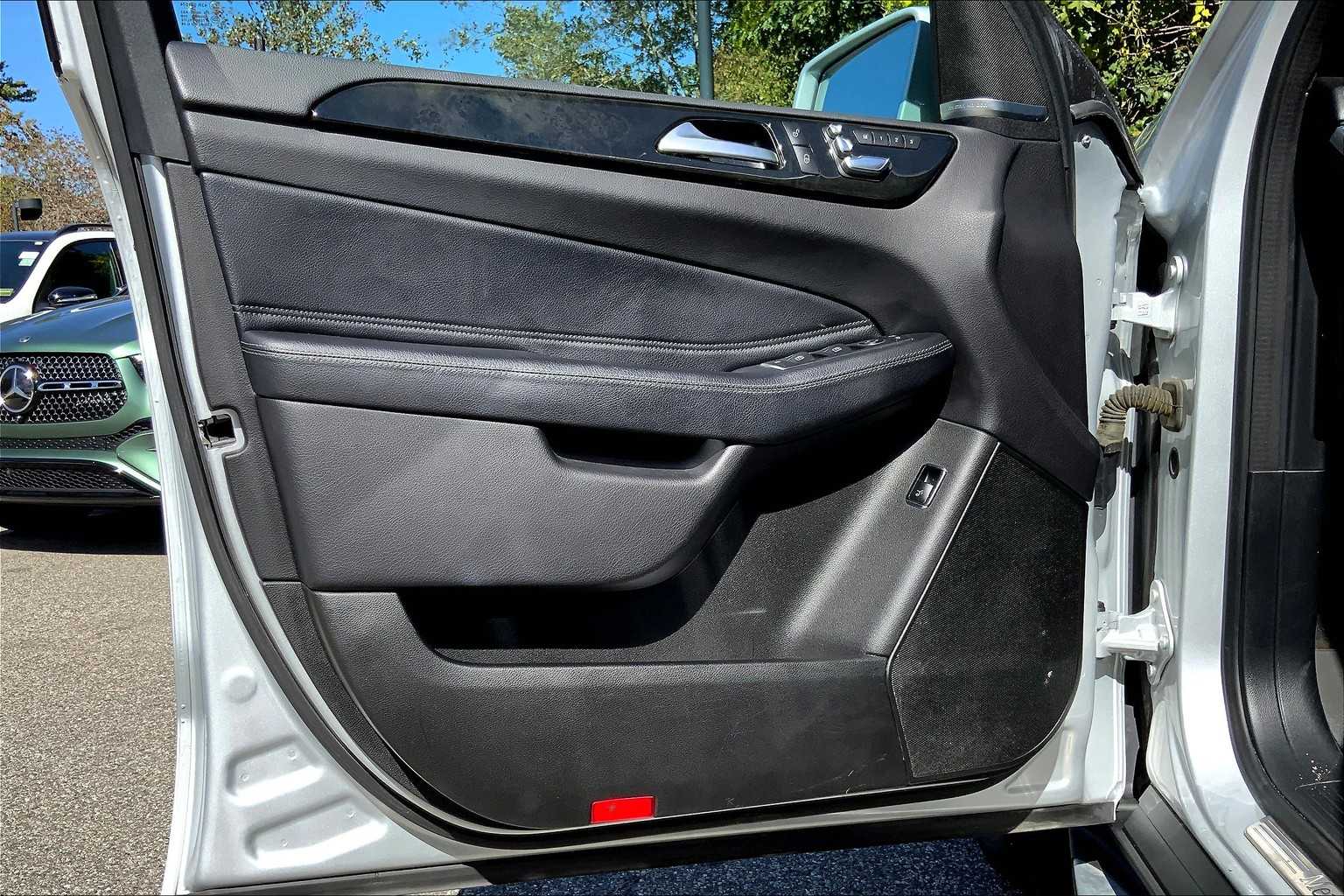 2018 Mercedes Benz GLE 350 4MATIC photo 21