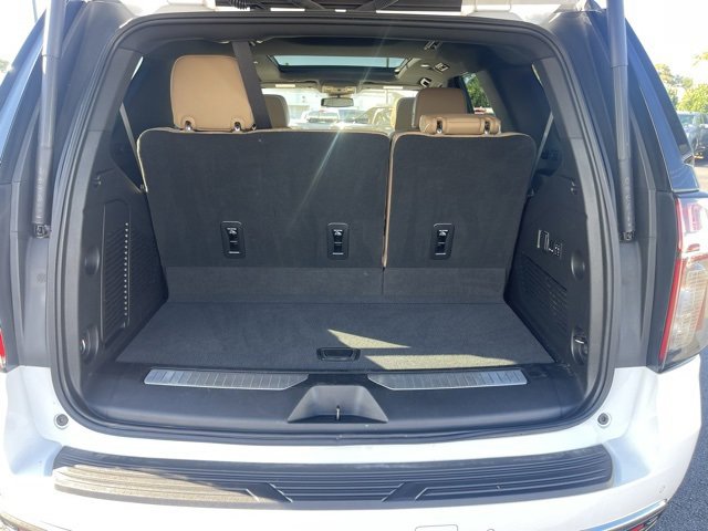 2023 Chevrolet Tahoe Premier photo 3