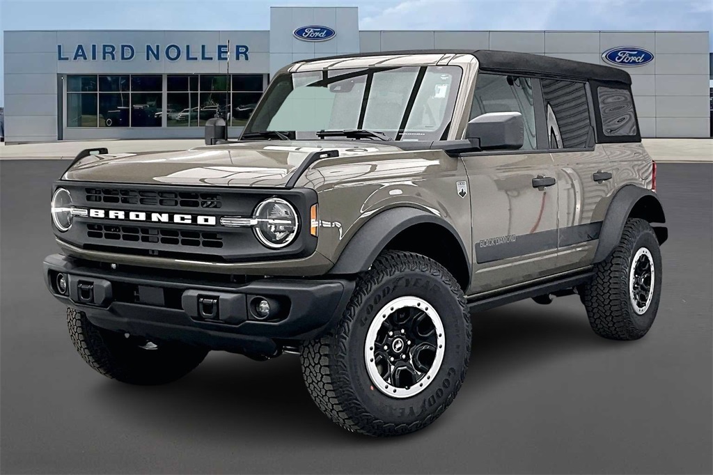 2025 Ford Bronco 4-Door Big Bend's photo