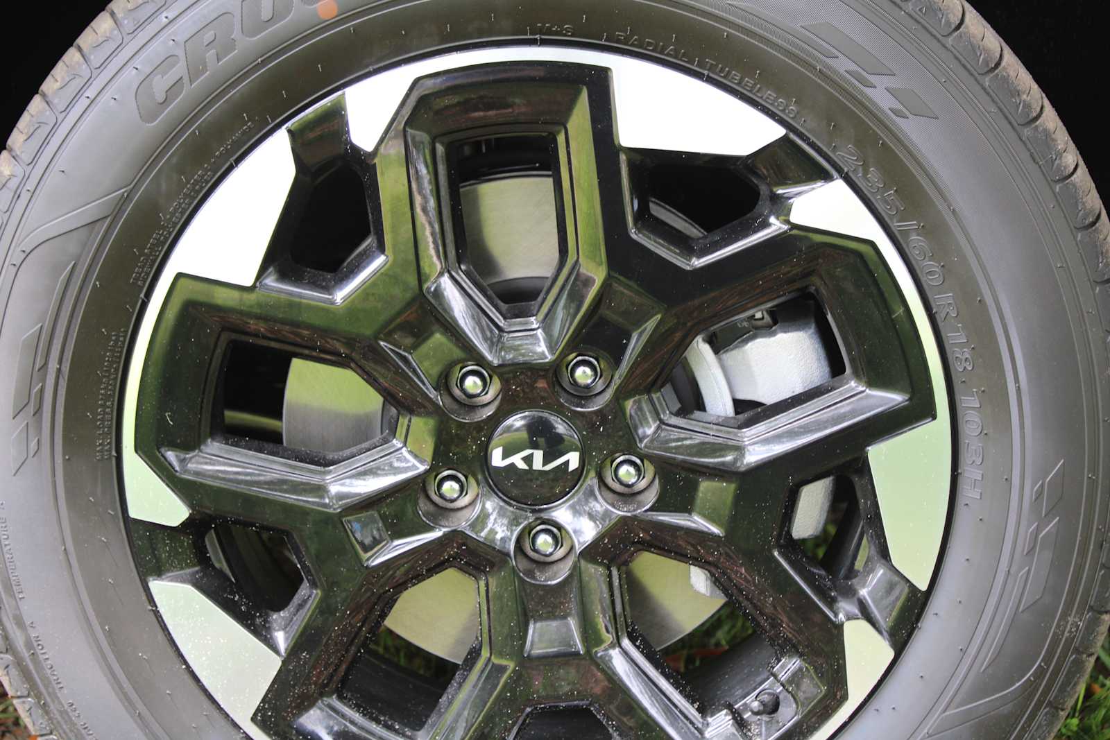 2025 Kia Sorento S photo 16