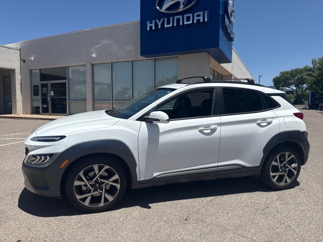 Used 2023 Lunar White Hyundai Limited image 1