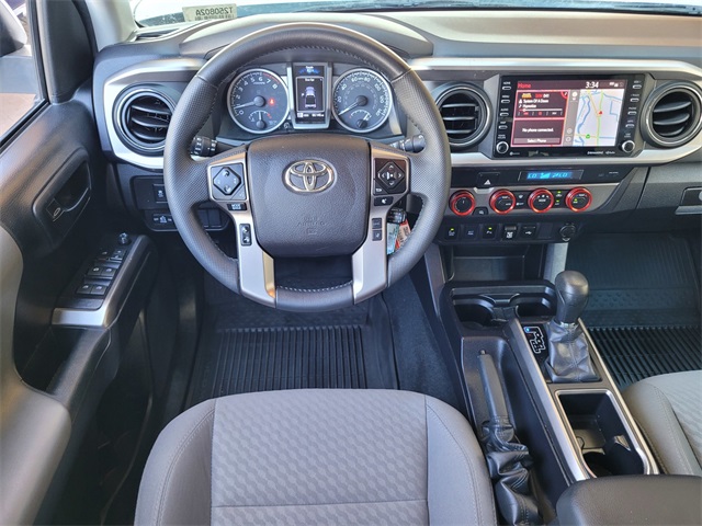 2022 Toyota Tacoma SR5 V6 photo 19
