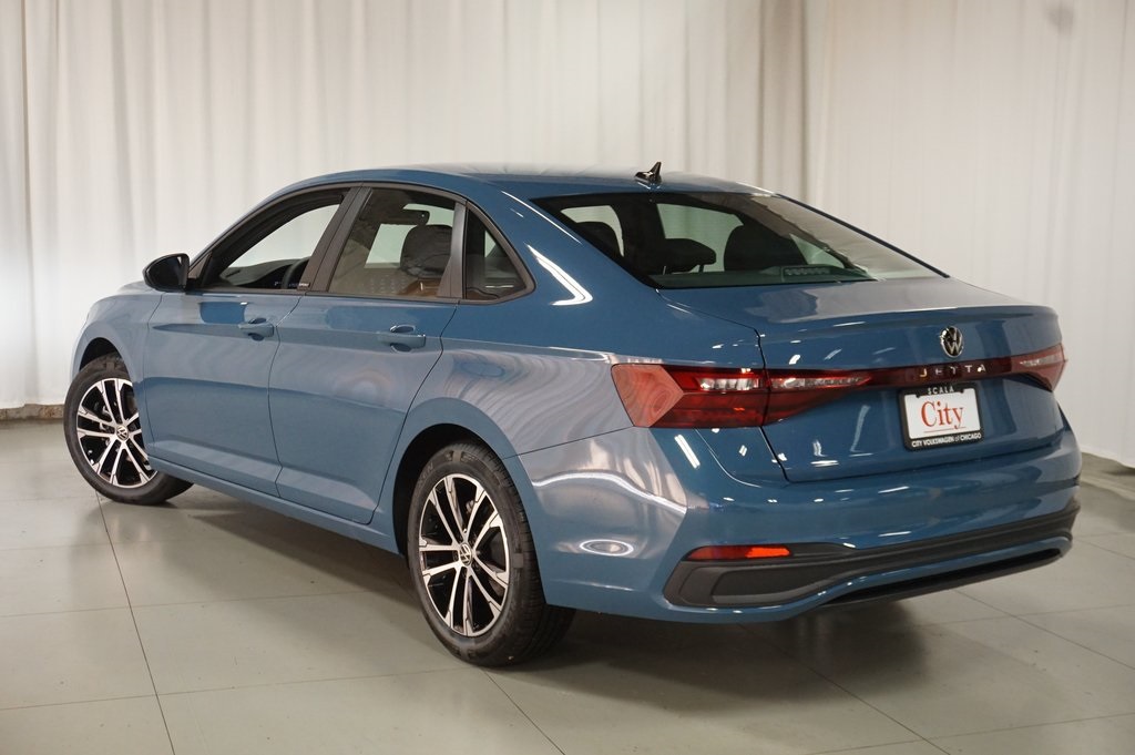 2025 Volkswagen Jetta 1.5T Sport photo 7