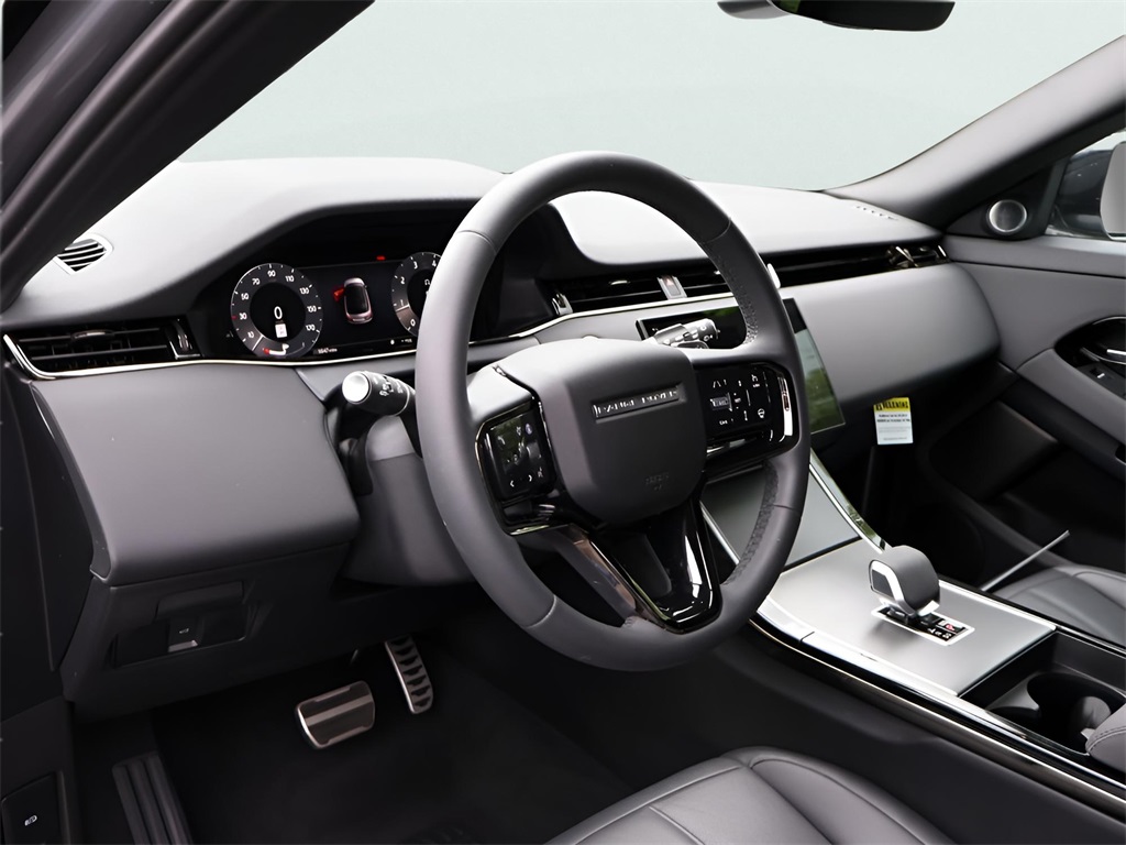 2024 Land Rover Range Rover Evoque Dynamic SE photo 17