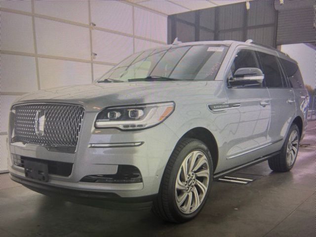 2023 Lincoln Navigator Reserve photo 4