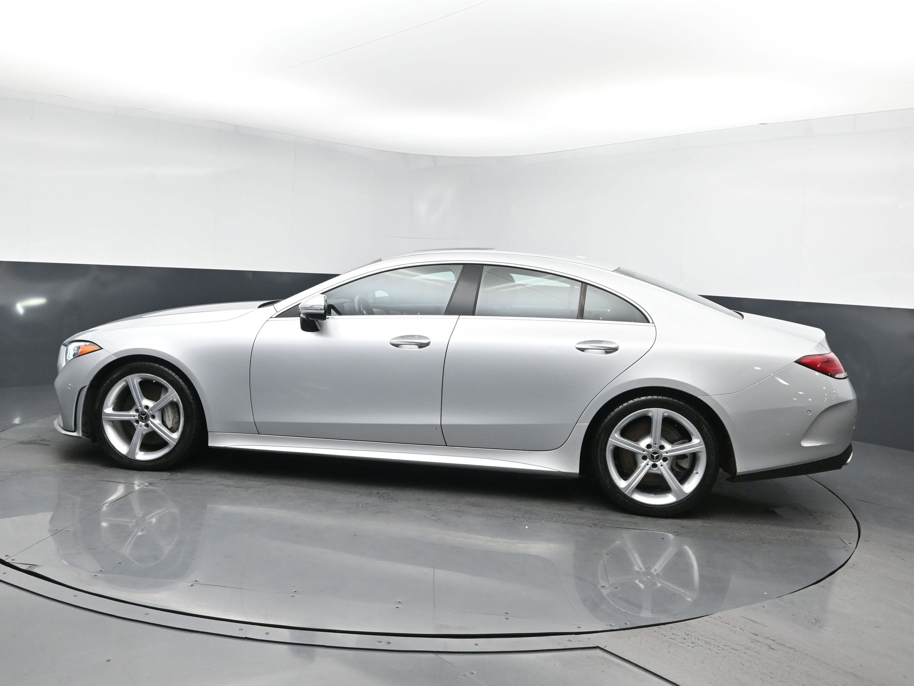 2019 Mercedes Benz CLS 450 4MATIC photo 4