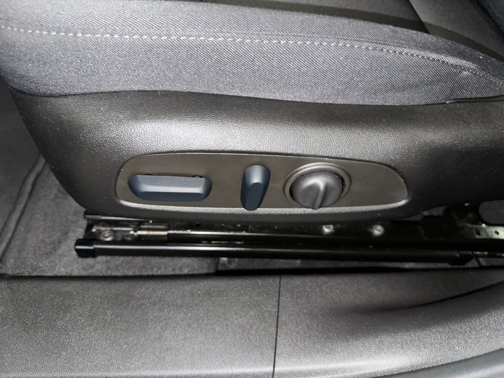 2022 Chevrolet Malibu 1LT photo 3