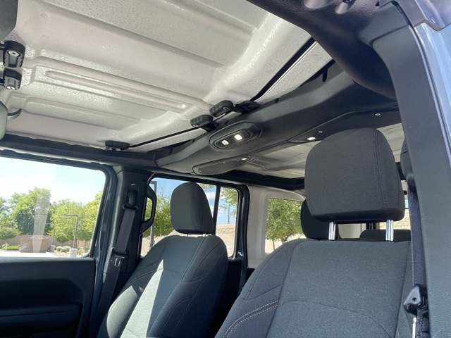 2024 Jeep Wrangler Sport S 4xe photo 7