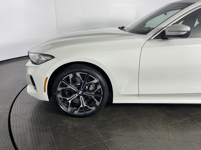 2026 Bmw 330i xDrive Sedan photo 4