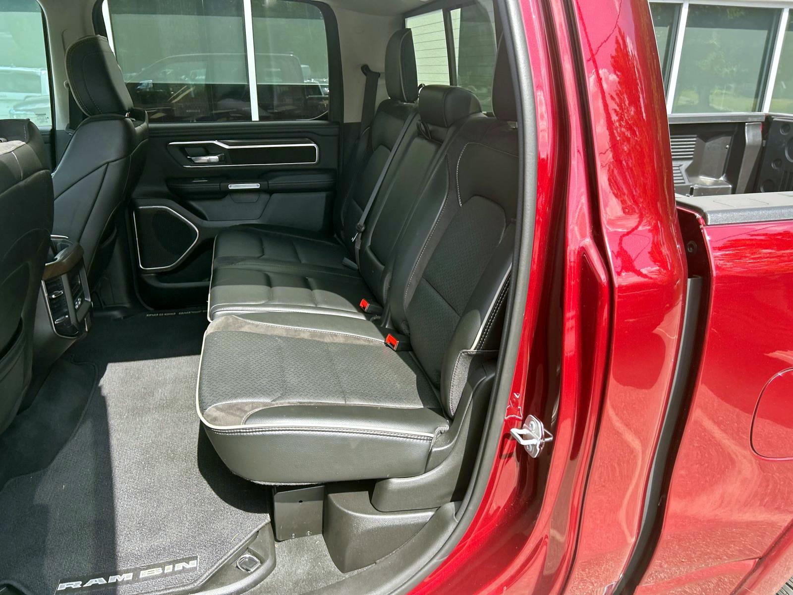 2022 Ram 1500 Laramie photo 13