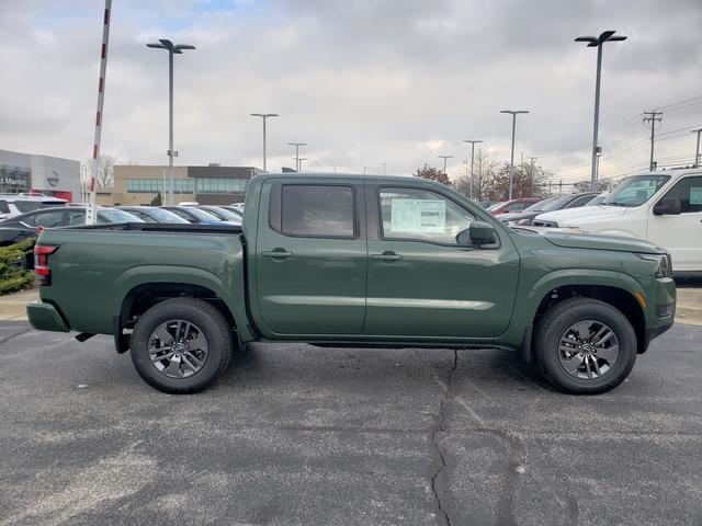 2025 Nissan Frontier Crew Cab SV photo 9