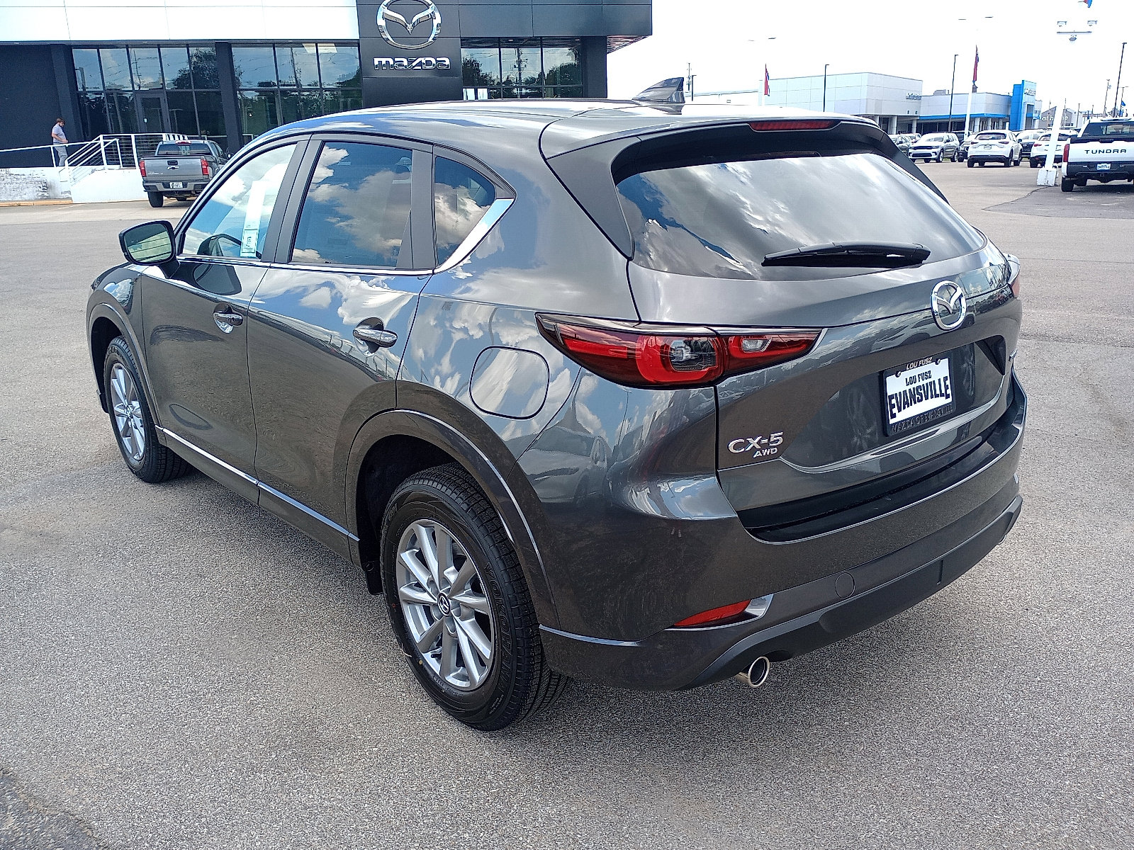 2025 Mazda CX-5 2.5 Select photo 5