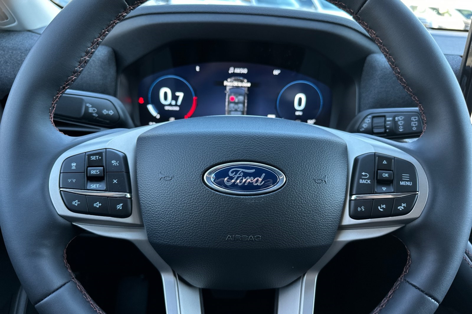 2025 Ford Explorer photo 22