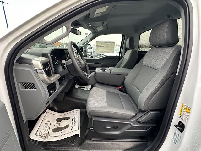 2025 Ford F-250 XLT photo 36