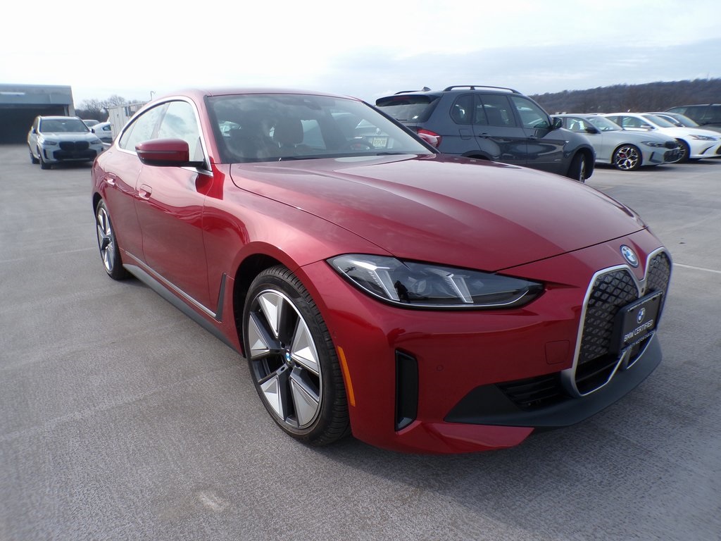 2025 BMW i4 M50's photo