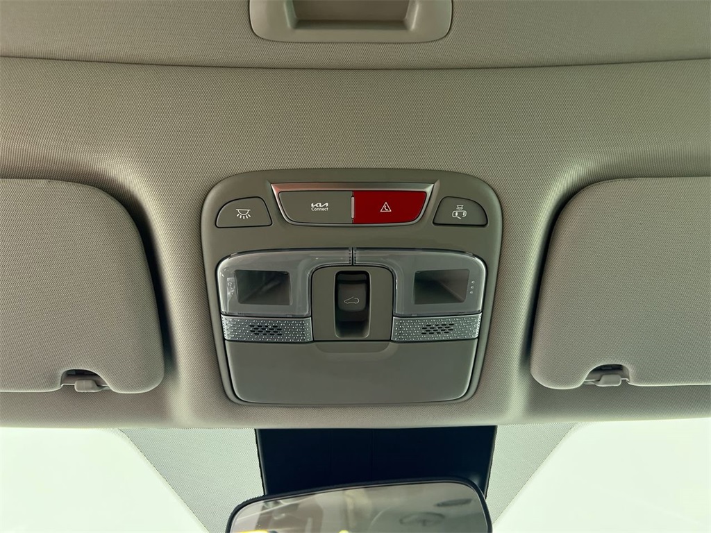 2025 Kia Telluride S photo 15
