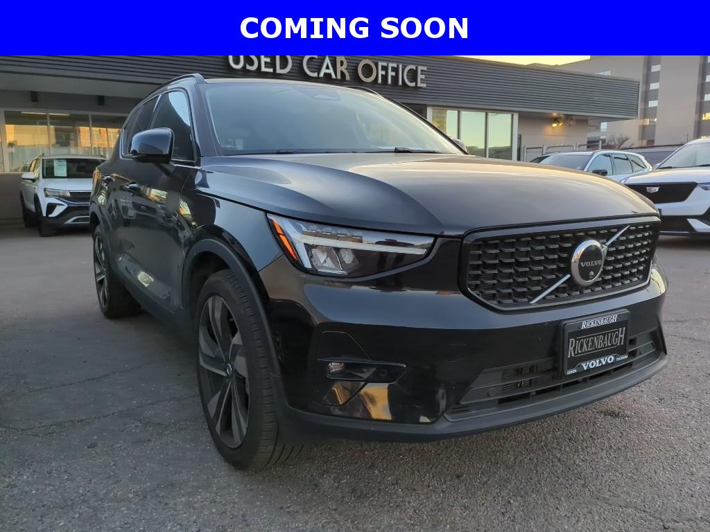 2024 Volvo XC40 Plus