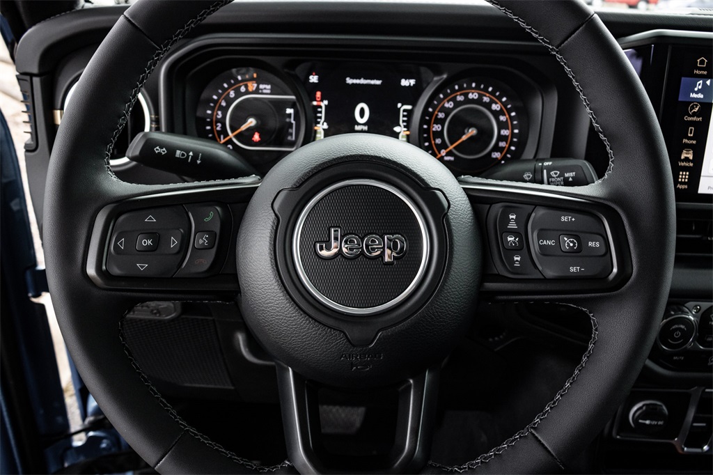 2025 Jeep Gladiator Sport S photo 12