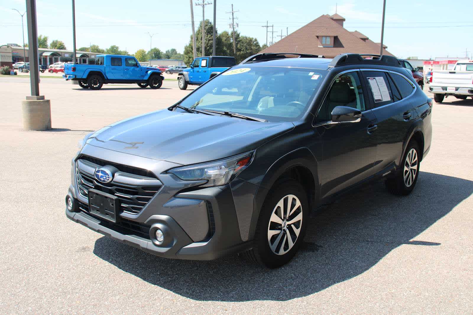 2024 Subaru Outback Premium photo 4
