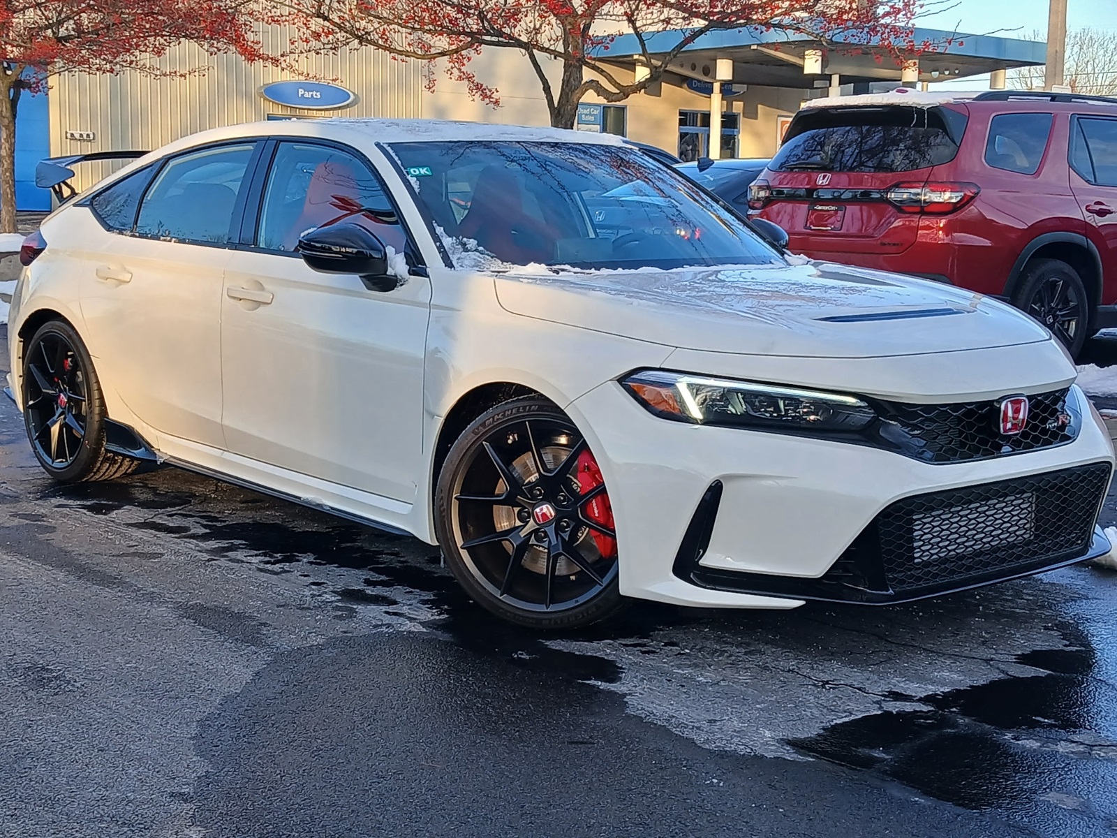 2025 Honda Civic Hatchback Type-R's photo