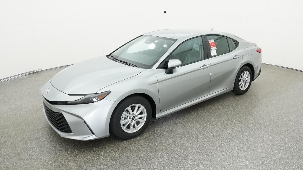 2026 Toyota Camry LE's photo