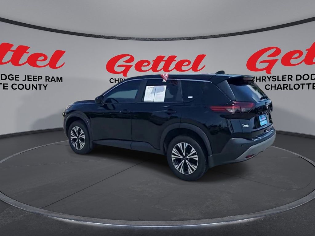 2023 Nissan Rogue SV photo 5