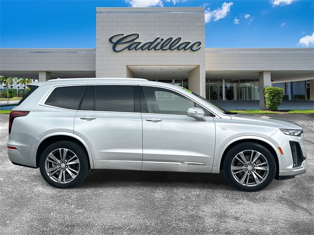 2020 Cadillac XT6 Premium Luxury photo 2