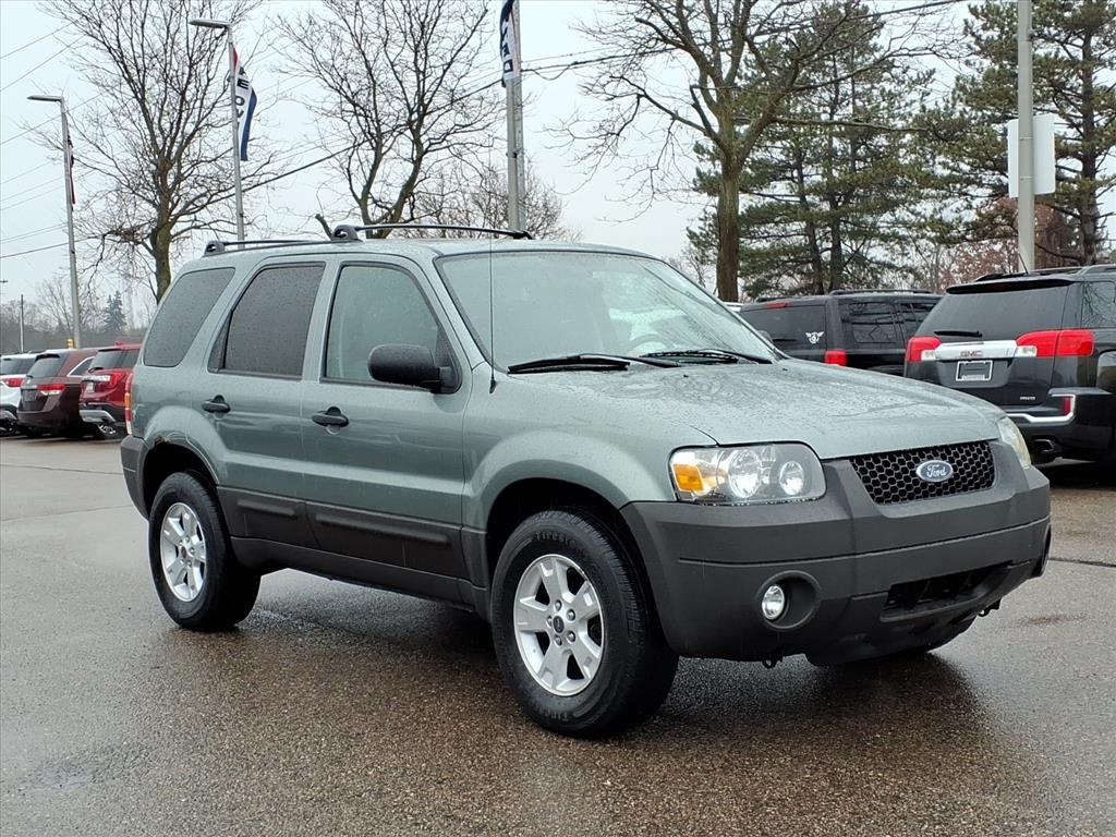 2007 Ford Escape XLT photo 3