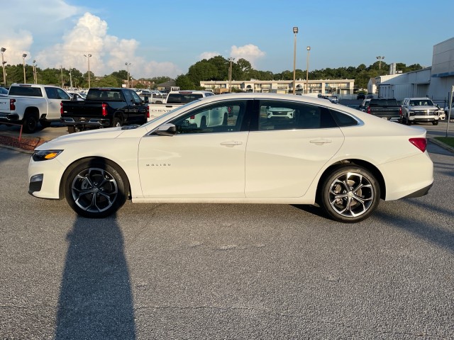 2024 Chevrolet Malibu 1LT photo 4