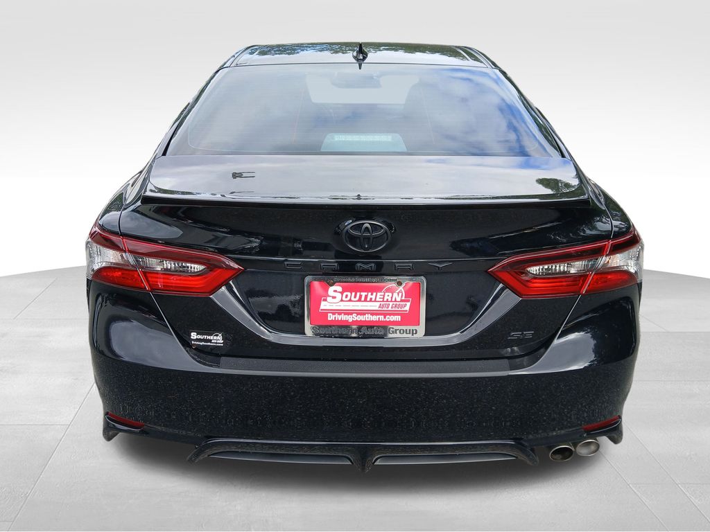 2024 Toyota Camry SE photo 4