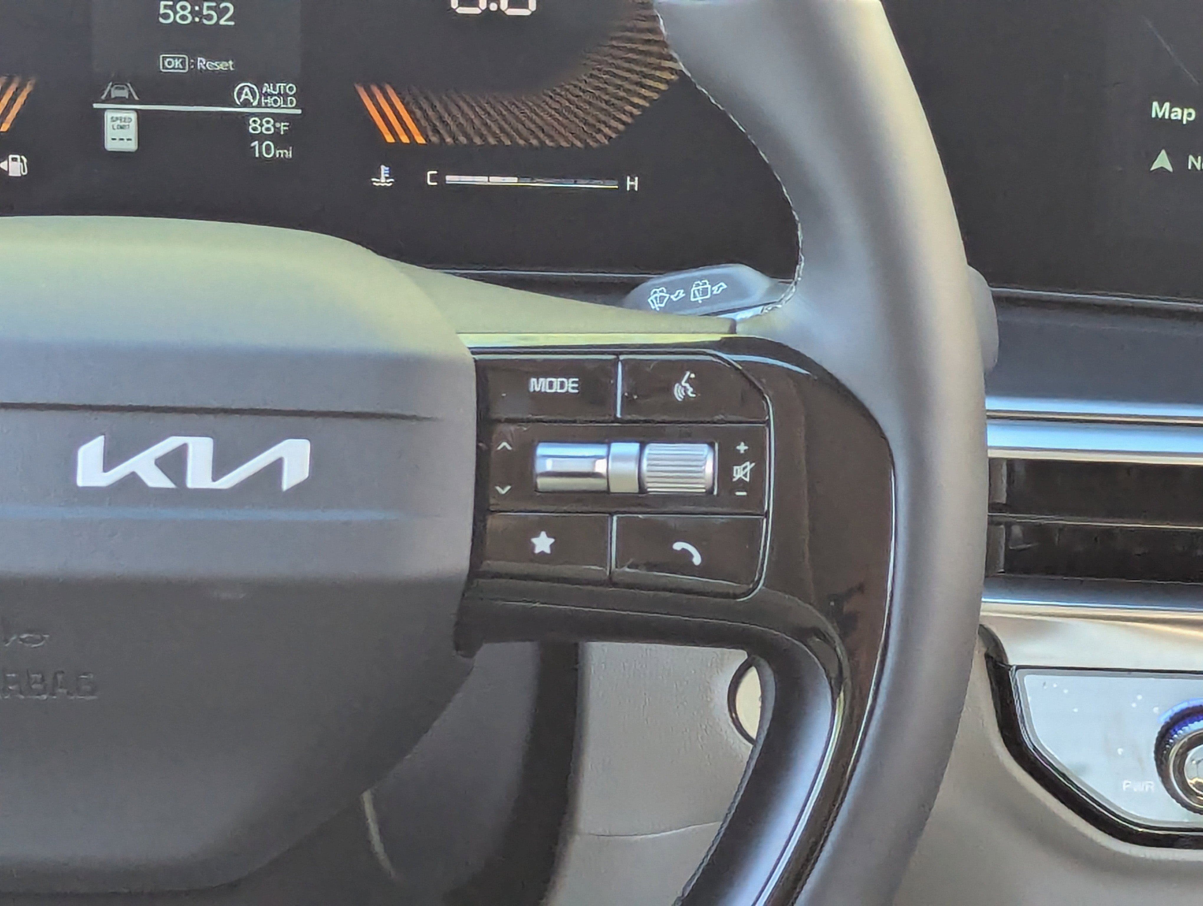 2026 Kia Sorento EX photo 4