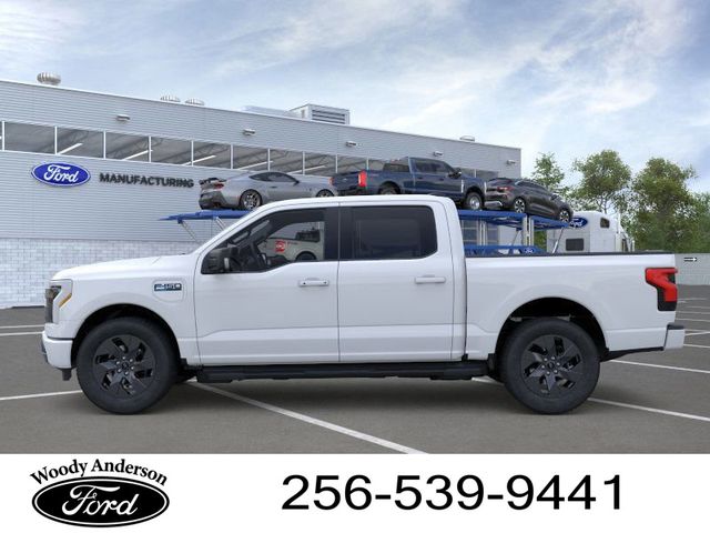 2025 Ford F-150 Lightning photo 3