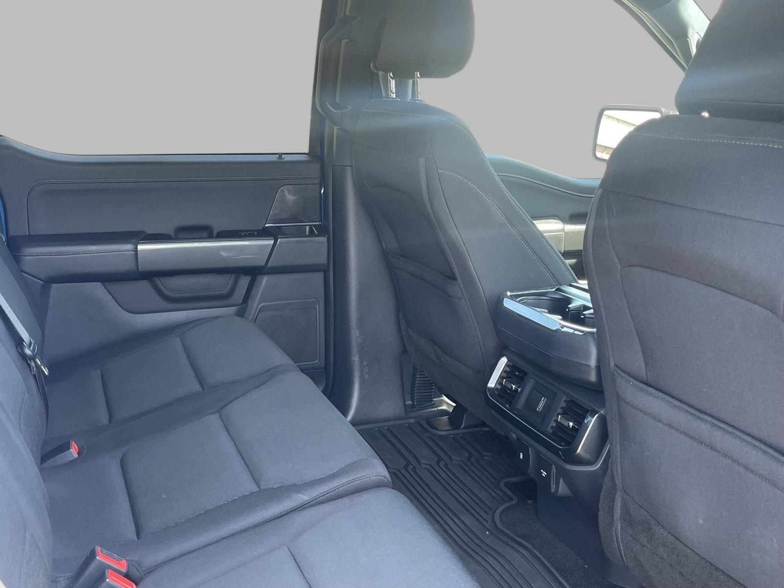 2022 Ford F-150 XLT photo 18