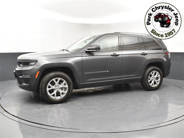 2022 Jeep Grand Cherokee Limited photo 3