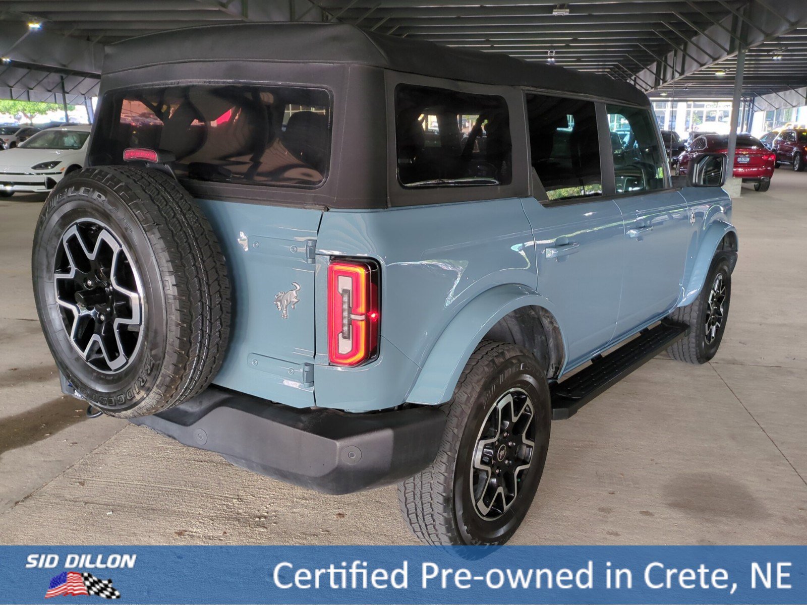 2023 Ford Bronco Outer Banks photo 3