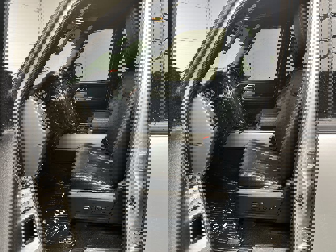 2016 Ford Expedition EL photo 3