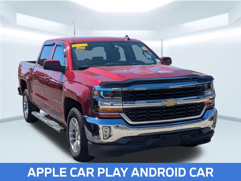 2018 Chevrolet Silverado 1500 LT photo 2