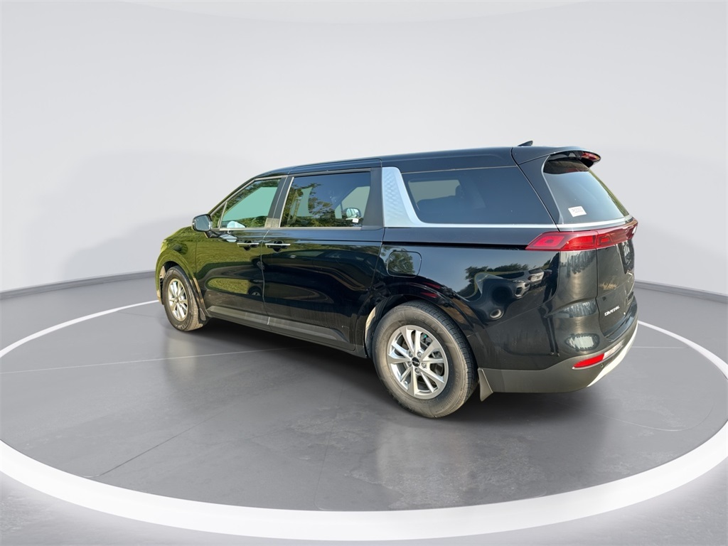 2023 Kia Carnival LX photo 5