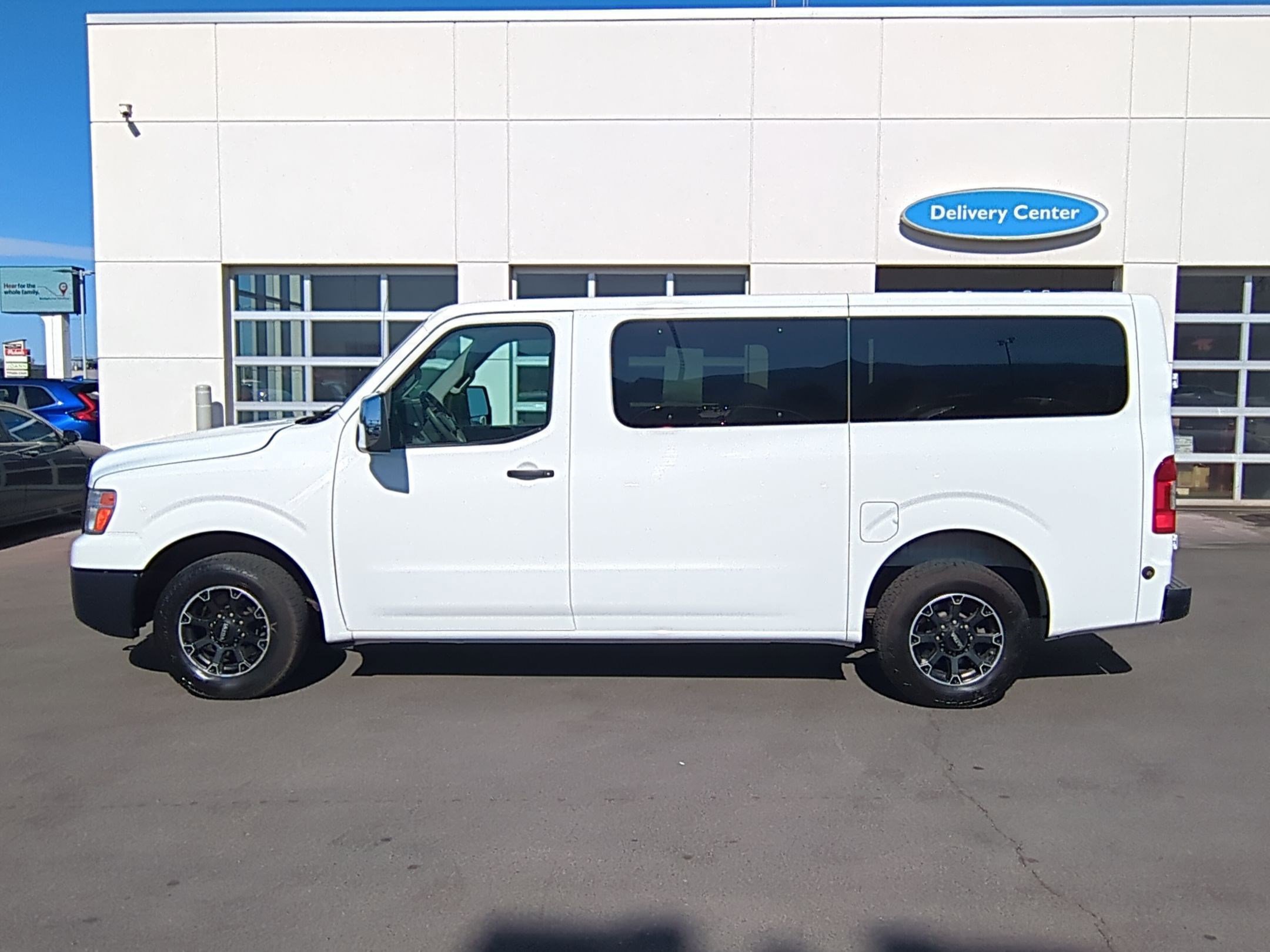 2015 Nissan NV3500 photo 5
