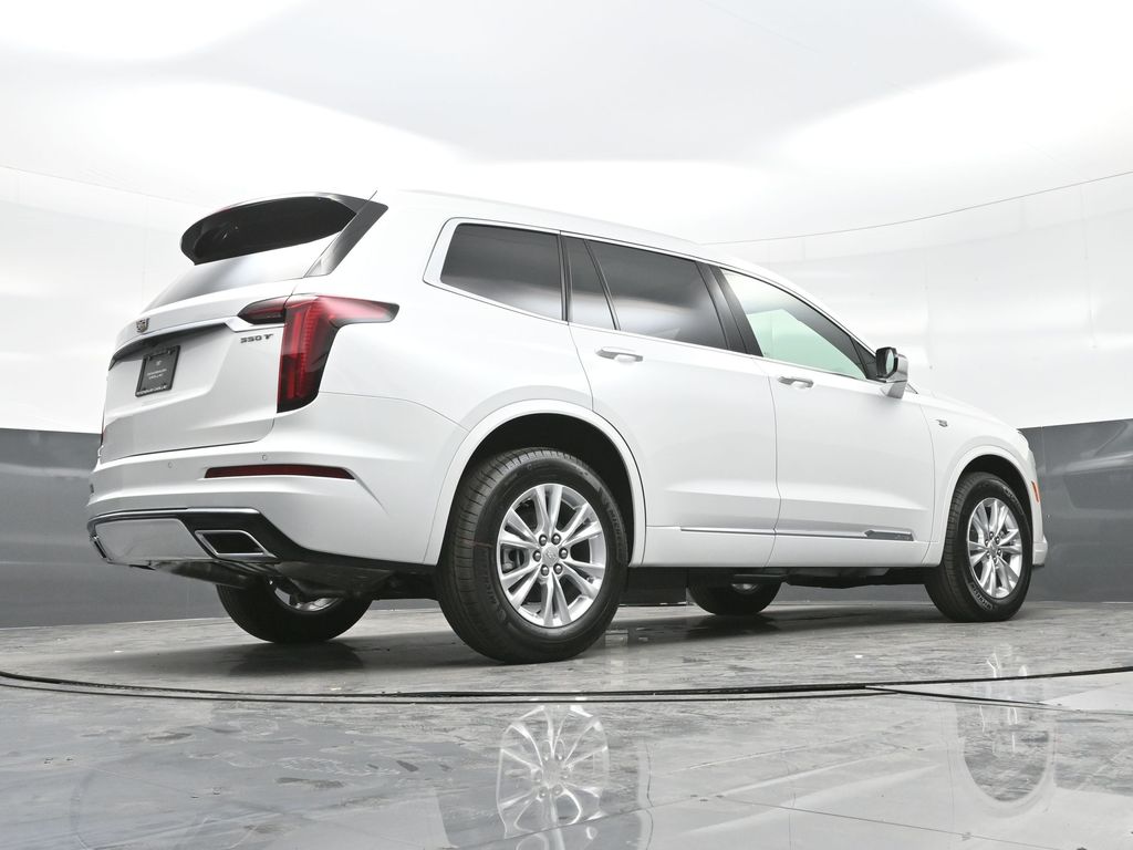 2025 Cadillac XT6 Luxury photo 22