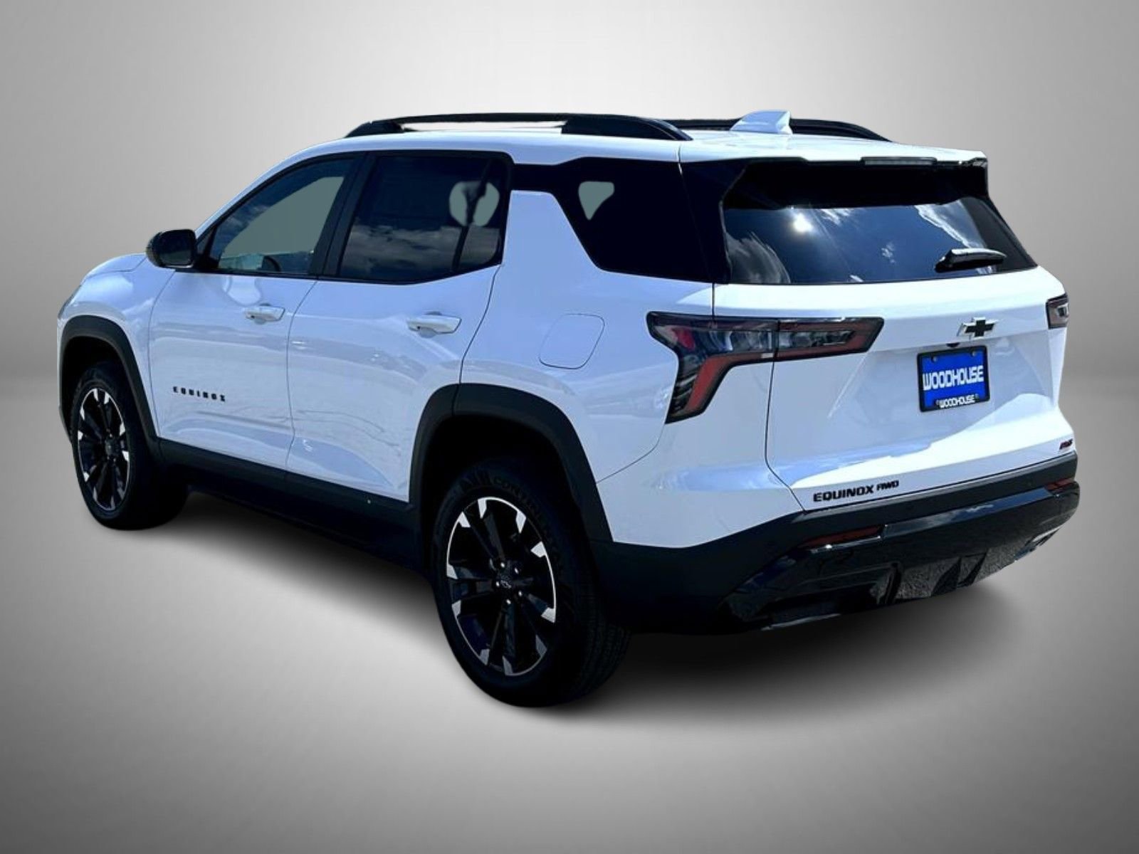 2026 Chevrolet Equinox RS photo 2