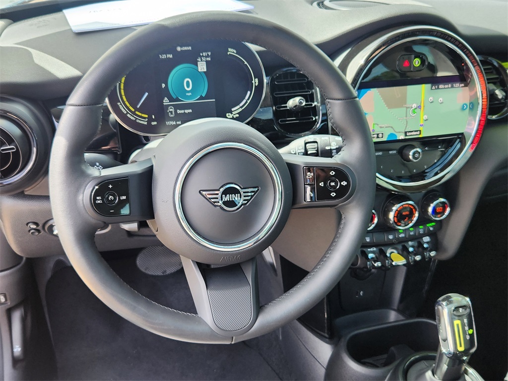 2024 Mini Cooper 2 Door Hardtop SE photo 9