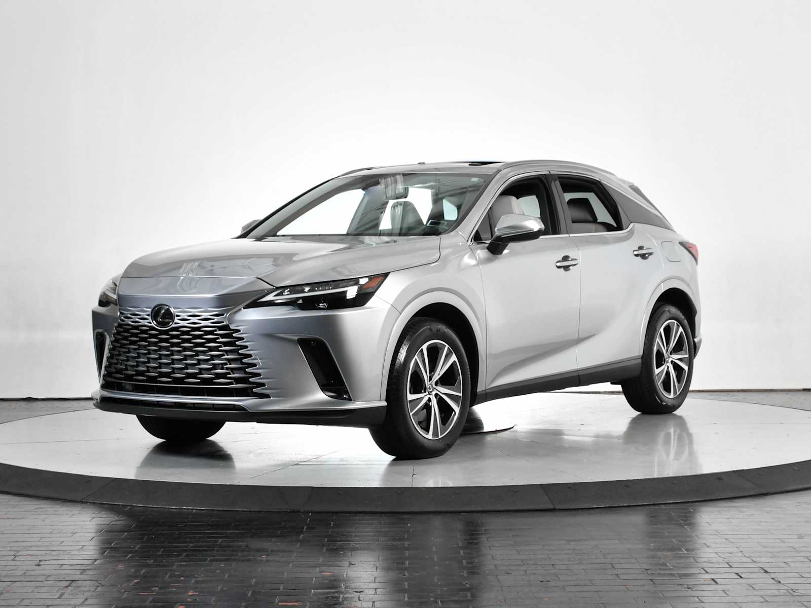 2024 Lexus RX 350's photo