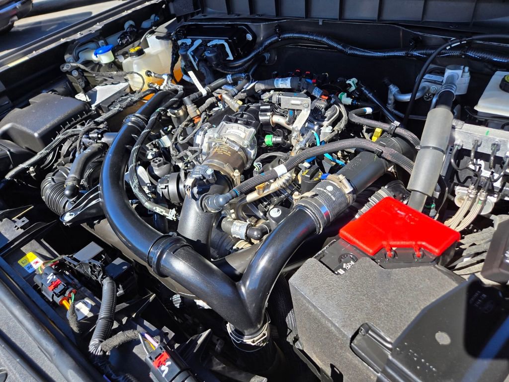 2022 Ford Bronco Base photo 16