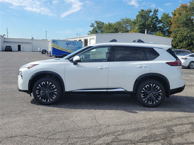 2026 Nissan Rogue Platinum photo 4
